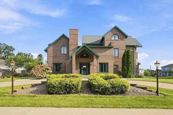 14 E Hale Street, New Hampton, IA 50659
