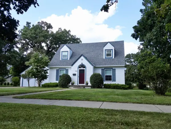 504 Fifth Avenue, Decorah, IA 52101