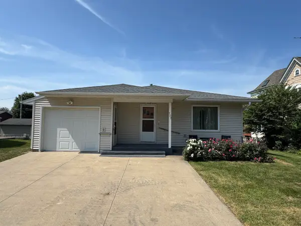 703 4th Street, Parkersburg, IA 50665