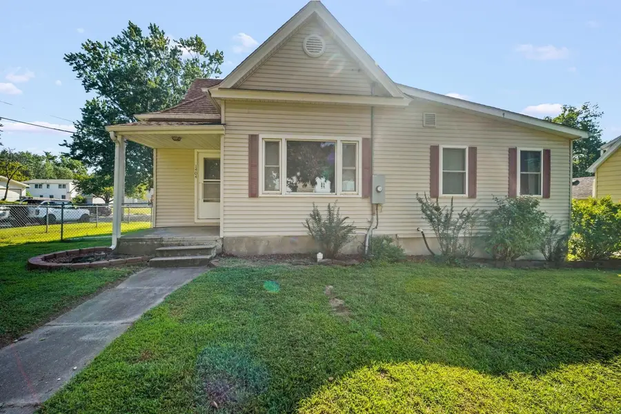 1404 Walnut Street, Cedar Falls, IA 50613 - #3