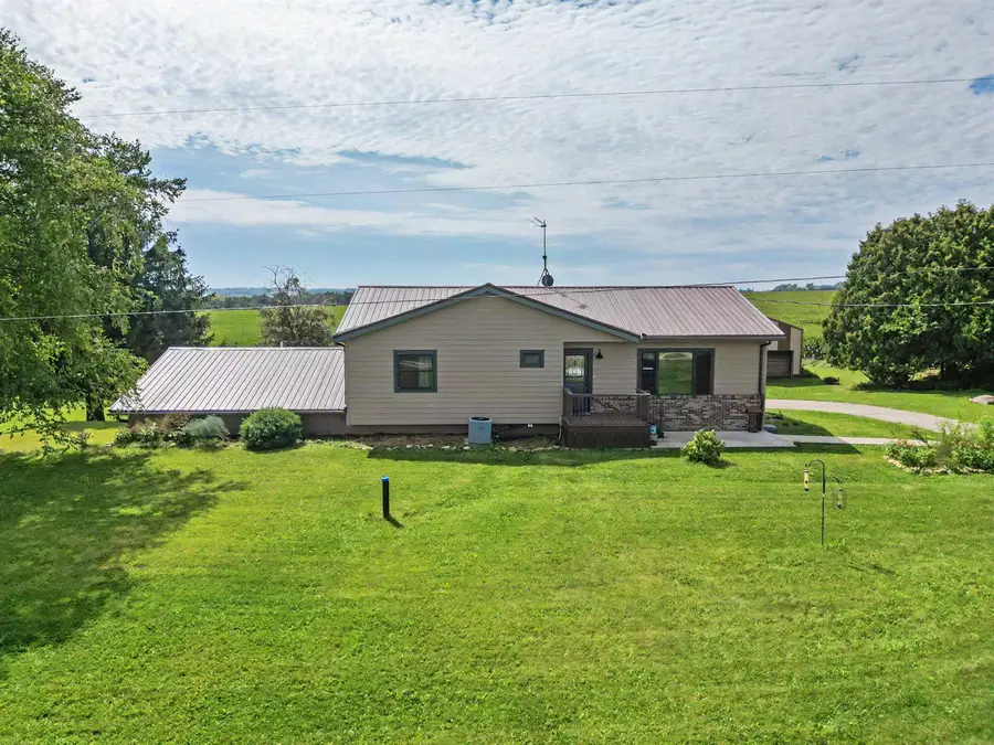 783 Larkin Drive, Dorchester, IA 52140 - #2