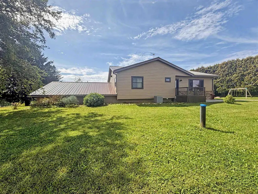 783 Larkin Drive, Dorchester, IA 52140 - #3