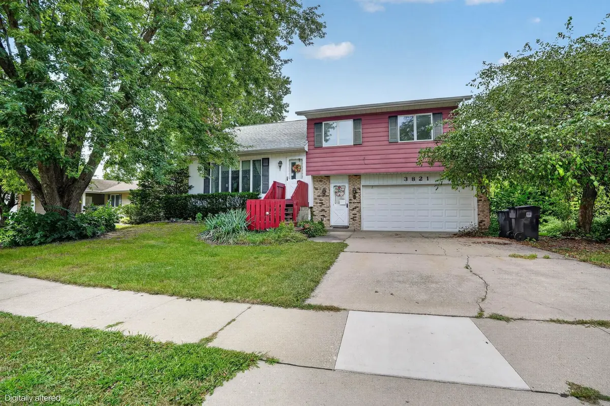 3821 Southlawn Road, Cedar Falls, IA 50613 - #1