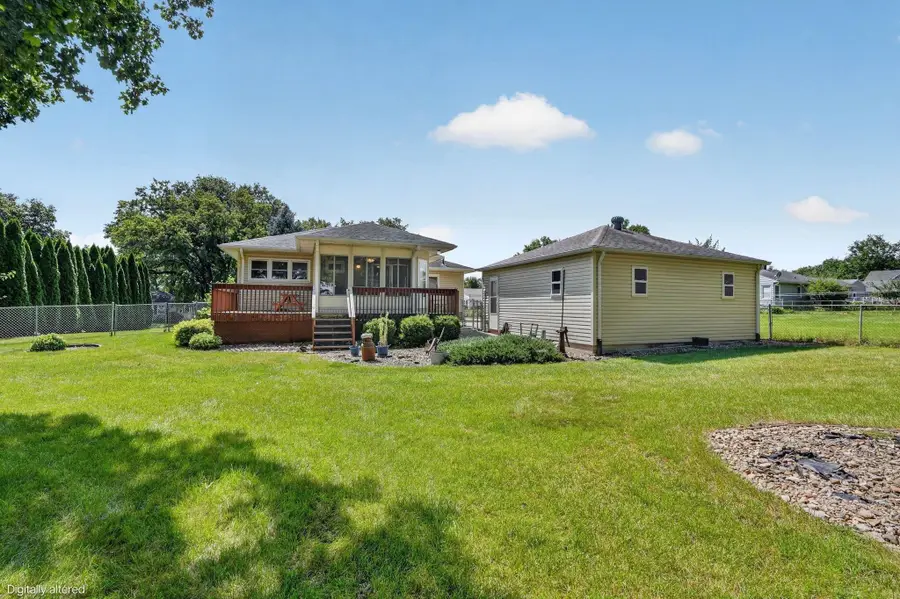 1420 Parker Street, Cedar Falls, IA 50613 - #2