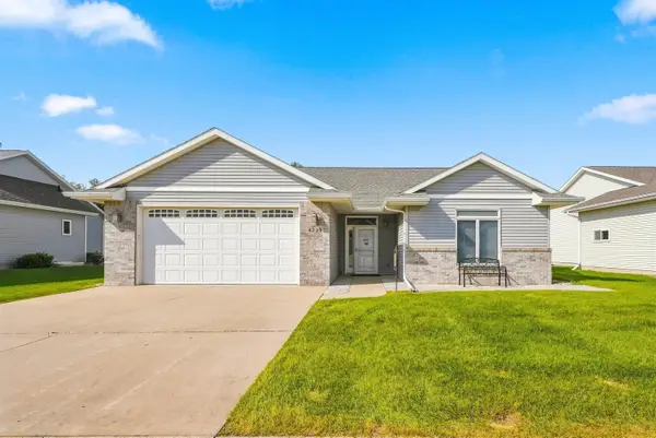 4225 Harvest Lane, Cedar Falls, IA 50613