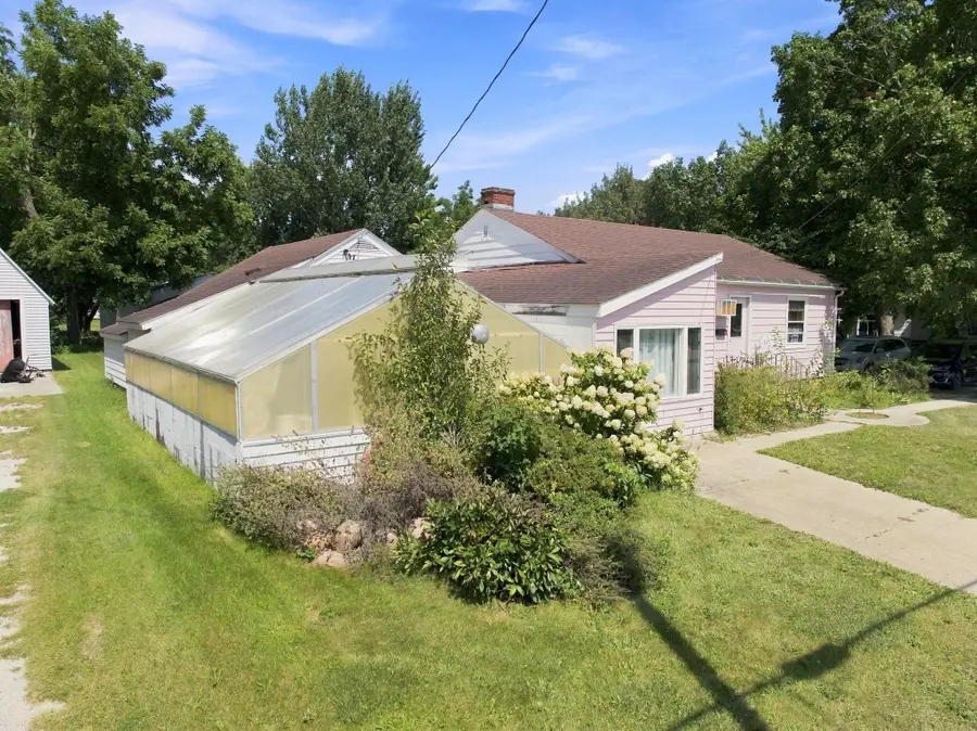 918 W 1st Street, Sumner, IA 50674 - #2