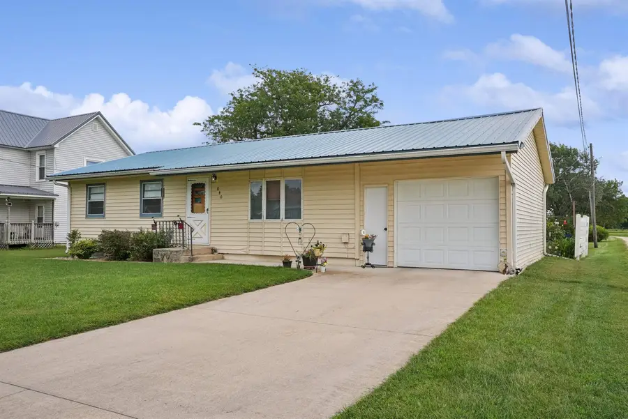 840 East Street, Lamont, IA 50650 - #2