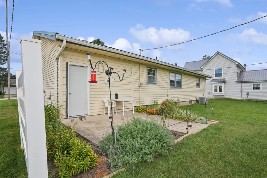 840 East Street, Lamont, IA 50650 - #3