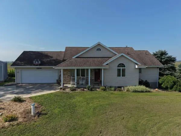 19142 290th Street, Parkersburg, IA 50665