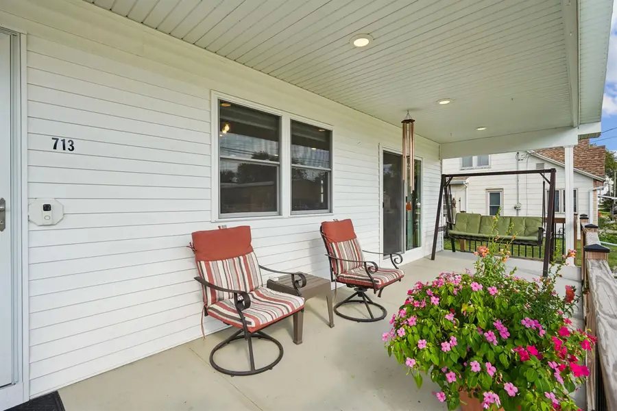 713 NE 6th Avenue, Independence, IA 50644 - #3