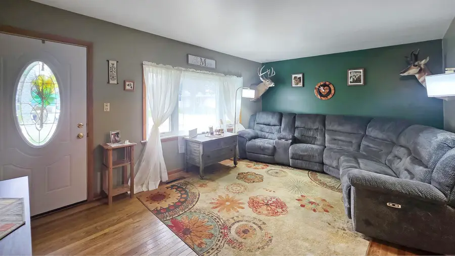 1731 3rd Avenue, Waverly, IA 50677 - #3