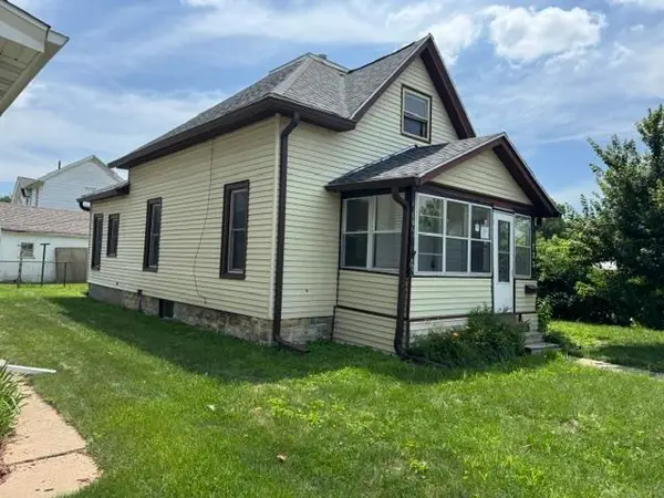723 SW 7th Street, Cedar Rapids, IA 52404