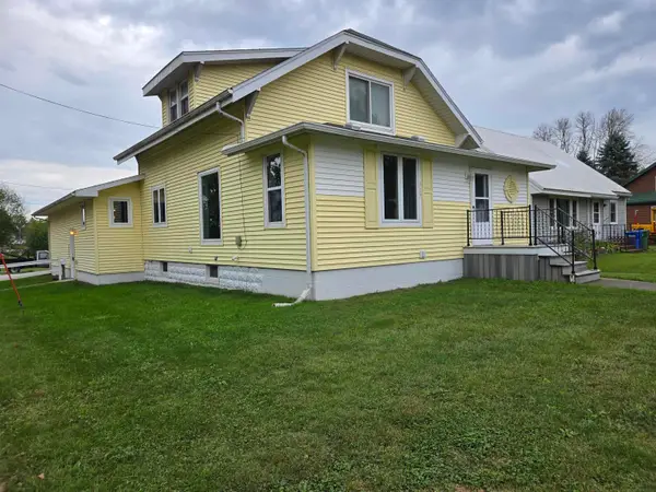 327 N Miller St., Lime Springs, IA 52155