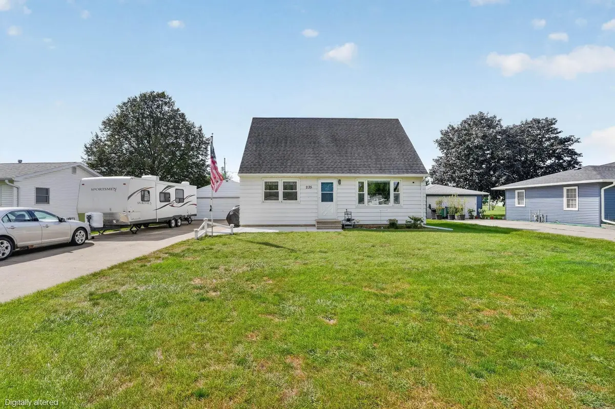 235 Elk Run Street, Elk Run Heights, IA 50707 - #1