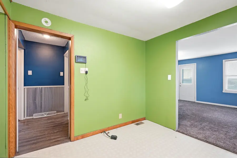 2071 140th St, Hazleton, IA 50641 - #2