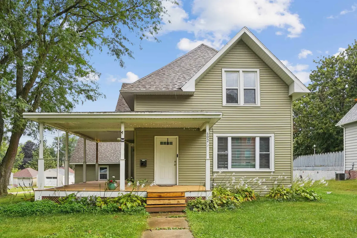 602 1st Ave Ne, Oelwein, IA 50662 - #1