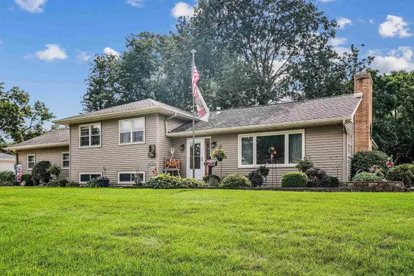 794 Wisner Drive, Waterloo, IA 50701