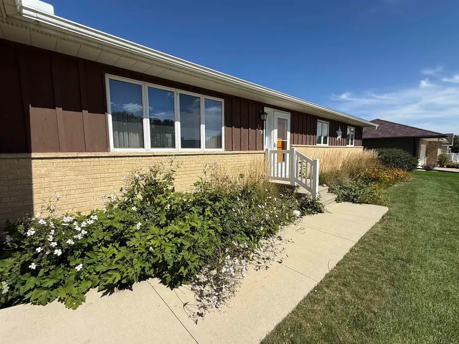 108 W North Street, Ossian, IA 52161 - #3