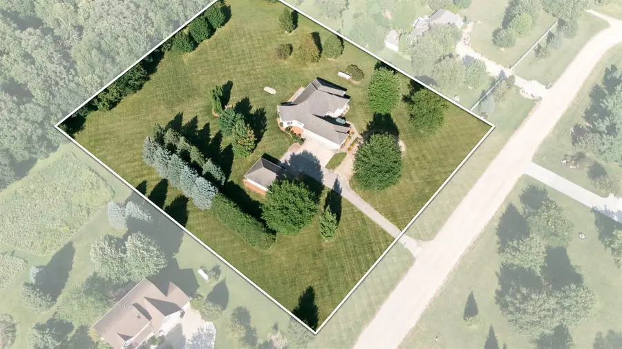 30665 Deer Trail, New Hartford, IA 50660 - #2