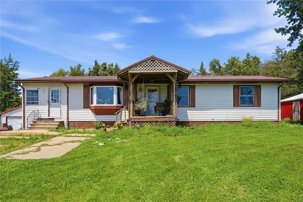 12039 Wright Road, LaPorte City, IA 50651