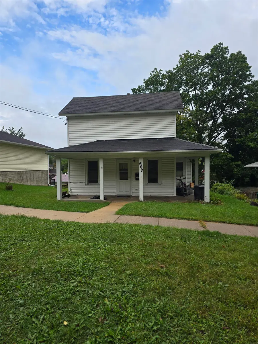 607 Day Street, Decorah, IA 52101 - #2