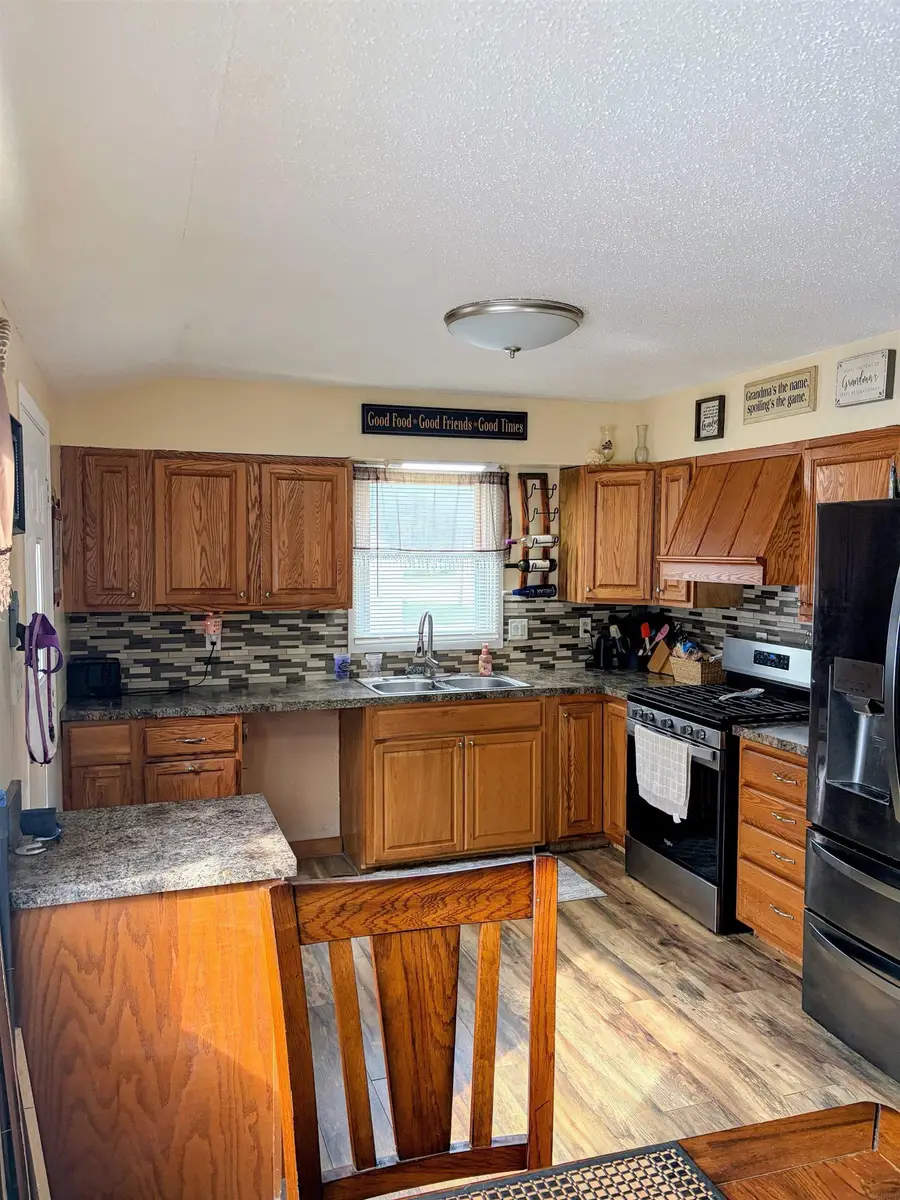 542 Home Acres Avenue, Evansdale, IA 50707 - #3
