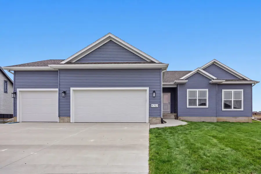 4513 Sonoma Drive, Cedar Falls, IA 50613 - #2