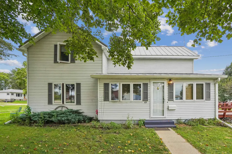 105 Winslow St S, Stanley, IA 50671 - #2