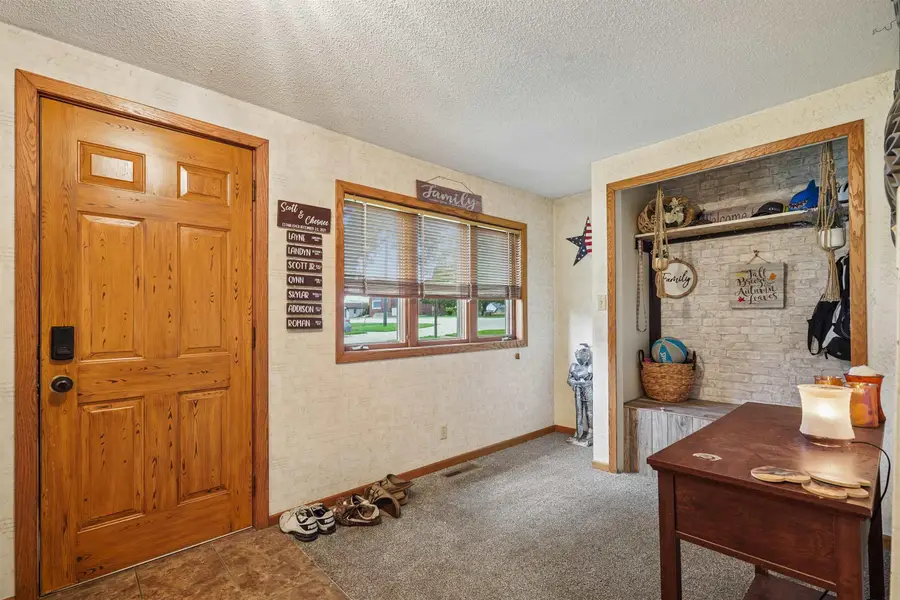105 Winslow St S, Stanley, IA 50671 - #3