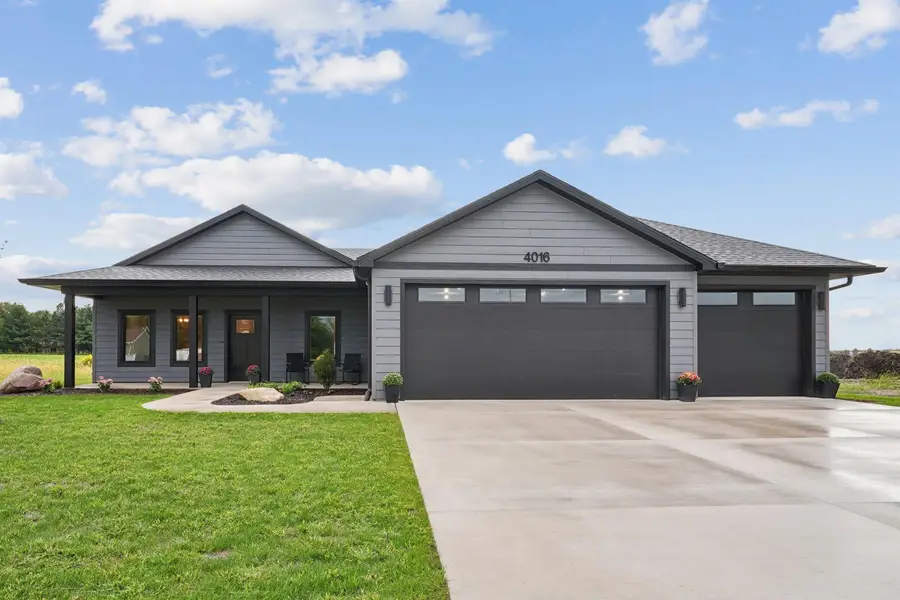 4016 Wild Horse Drive, Cedar Falls, IA 50613 - #2