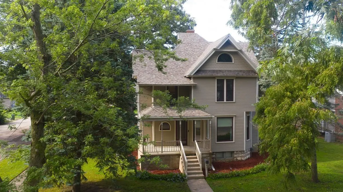 406 Ferguson Street, Charles City, IA 50616 - #1
