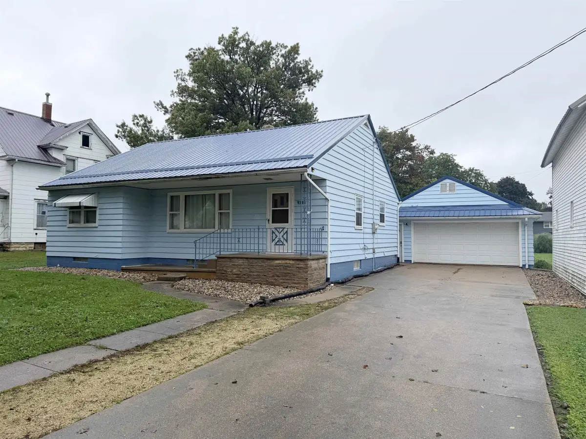 111 E Elm Street, Strawberry Point, IA 52076 - #1