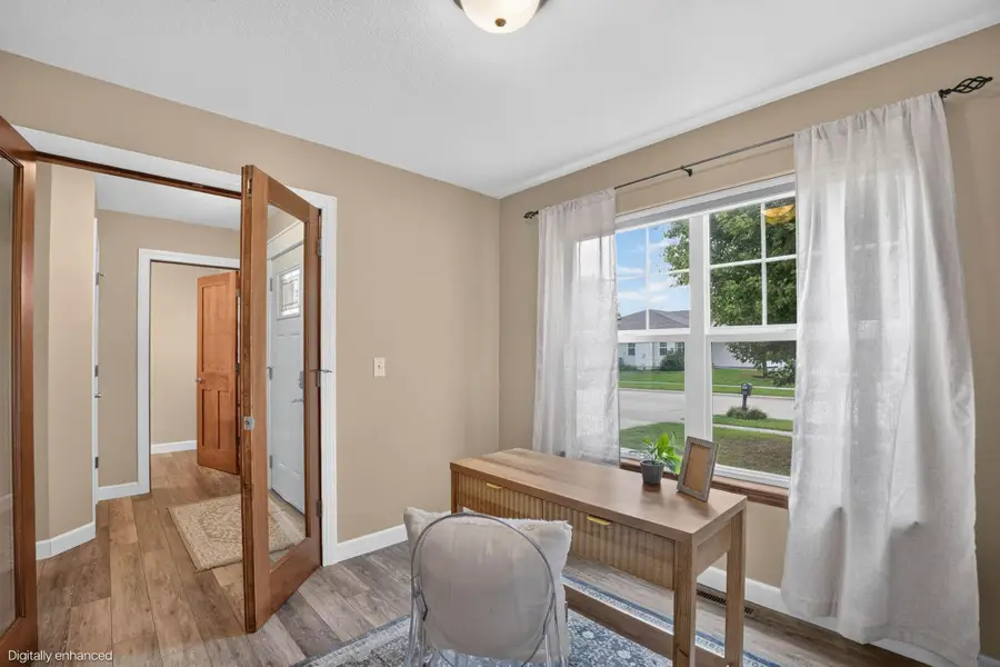 5020 Algonquin Drive, Cedar Falls, IA 50613 - #3