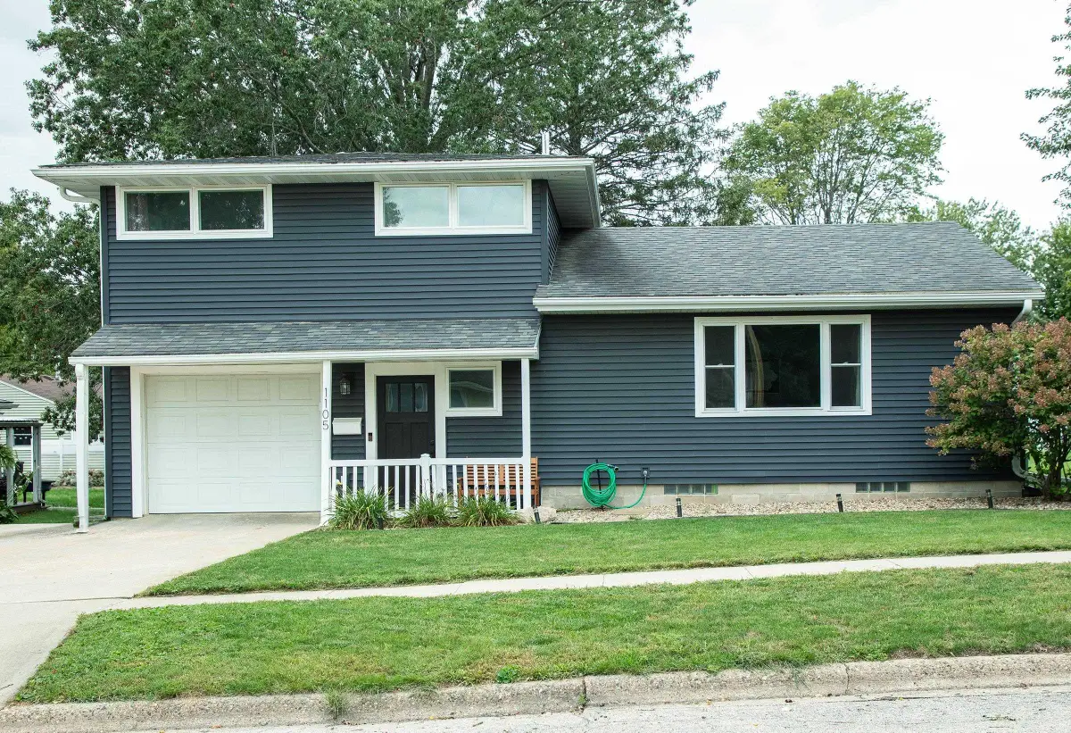 1105 11th Street, Grundy Center, IA 50638 - #1