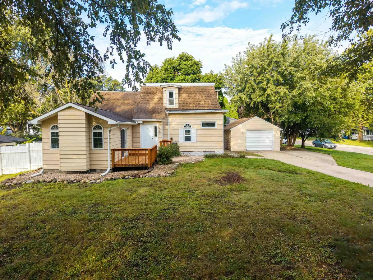 603 Division Street, Cedar Falls, IA 50613 - #1