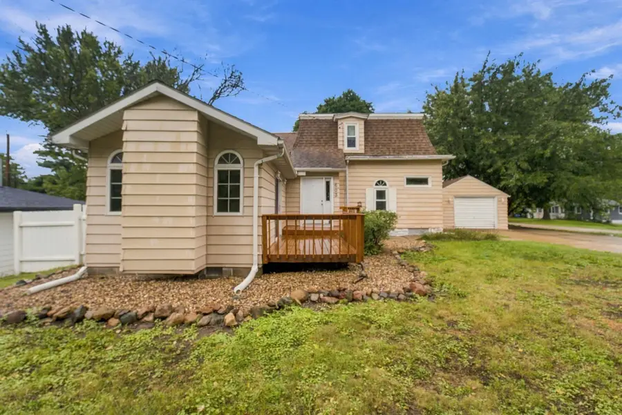 603 Division Street, Cedar Falls, IA 50613 - #3