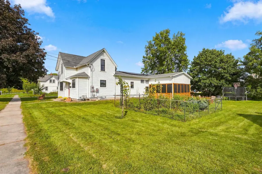 116 Monroe Street, Decorah, IA 52101 - #3