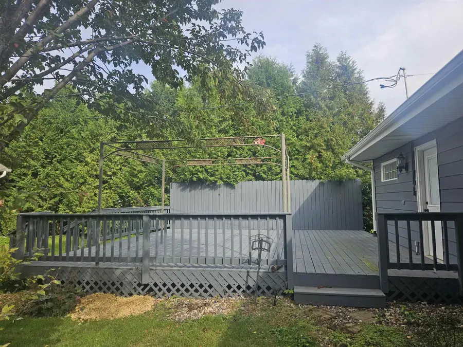 124 SW 4th Avenue, Cresco, IA 52136 - #3