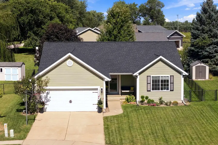 1527 Andover Court, Cedar Falls, IA 50613 - #2
