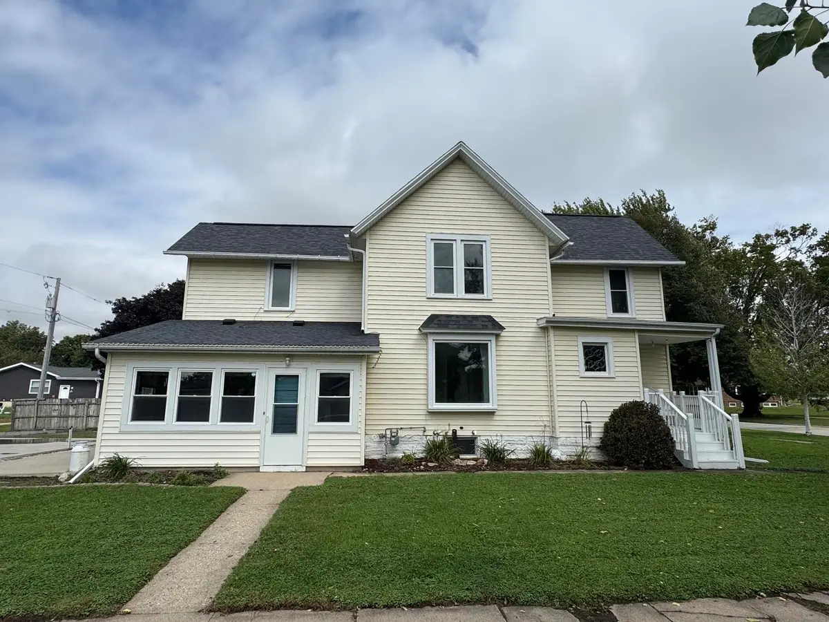 704 6th Street, Allison, IA 50602 - #1
