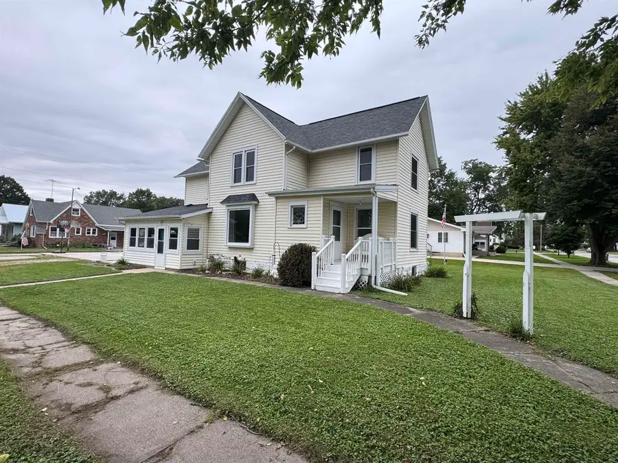 704 6th Street, Allison, IA 50602 - #2