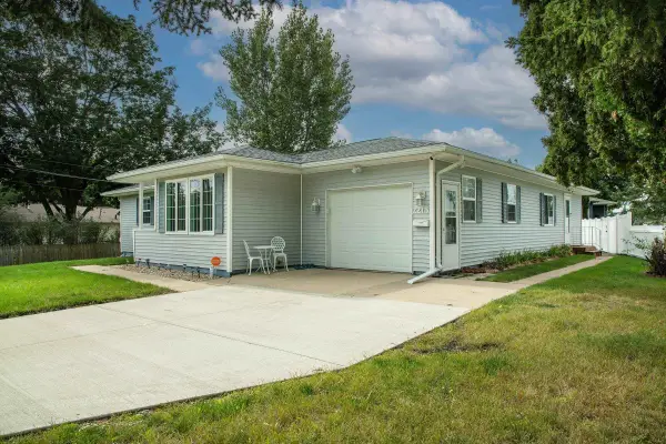 2215 Sager, Waterloo, IA 50701