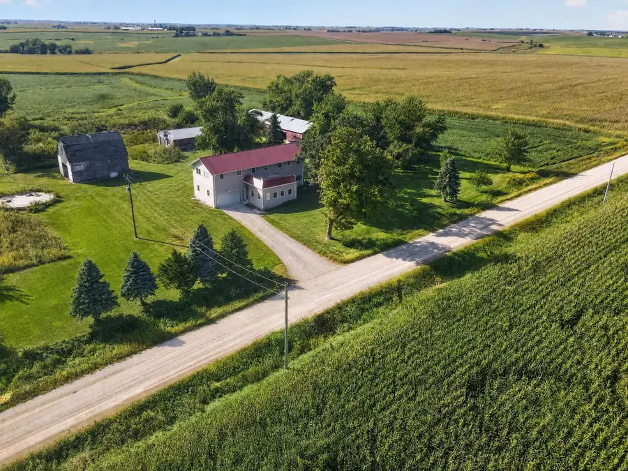 3159 York Avenue, Coggon, IA 52218 - #2