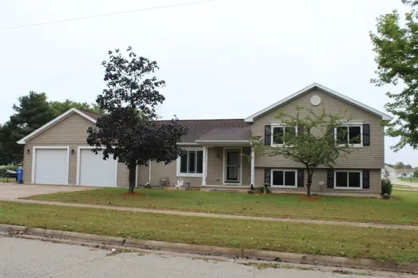 619 E Grove Street, Shell Rock, IA 50670