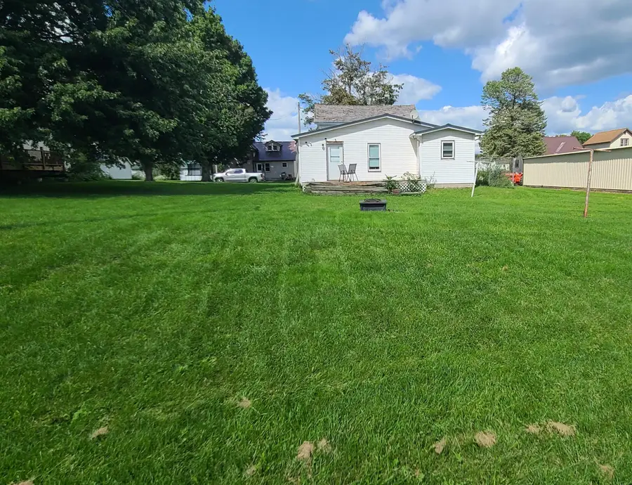 430 W Stoneman Street, Postville, IA 52162 - #2