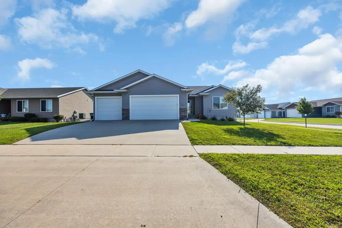 2239 Crestwood Lane, Marion, IA 52302 - #1
