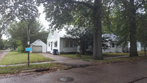 827 Kern Street, Waterloo, IA 50703