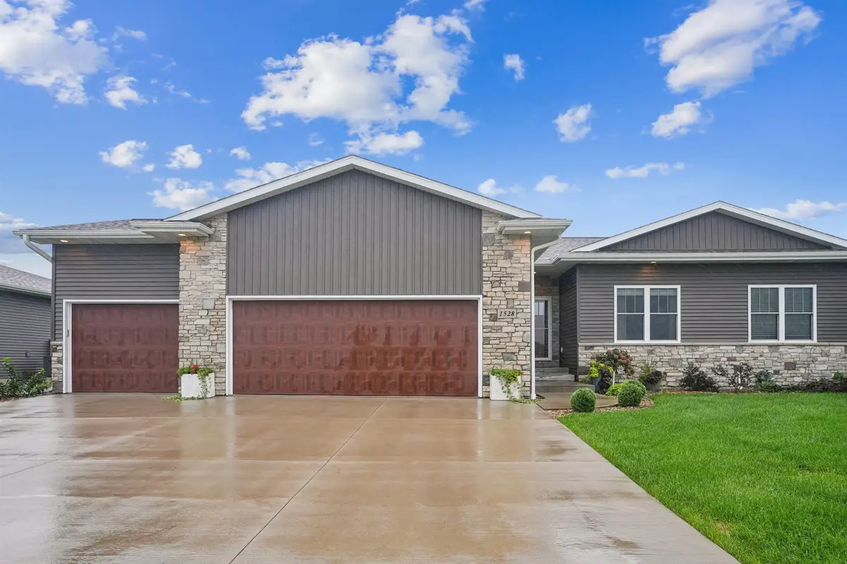 1528 Faithway Drive, Cedar Falls, IA 50613 - #1