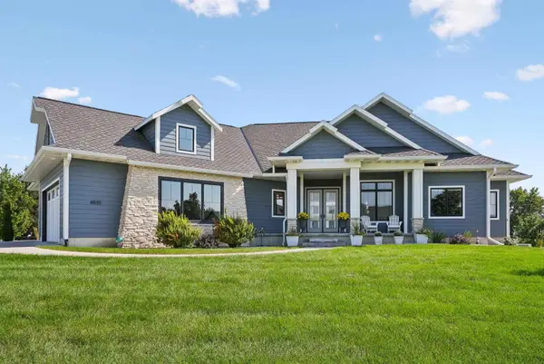4835 Shelley Court, Waterloo, IA 50701