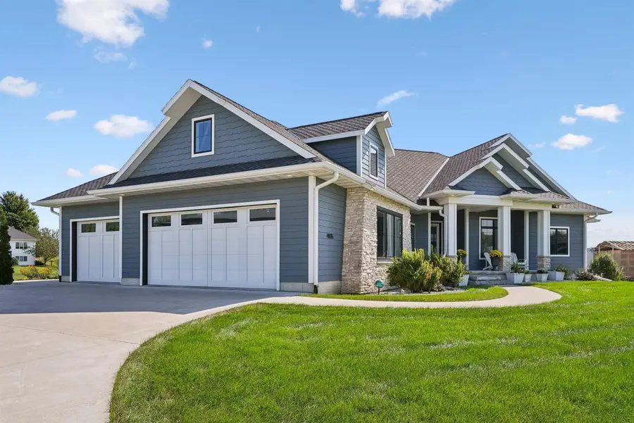 4835 Shelley Court, Waterloo, IA 50701 - #2